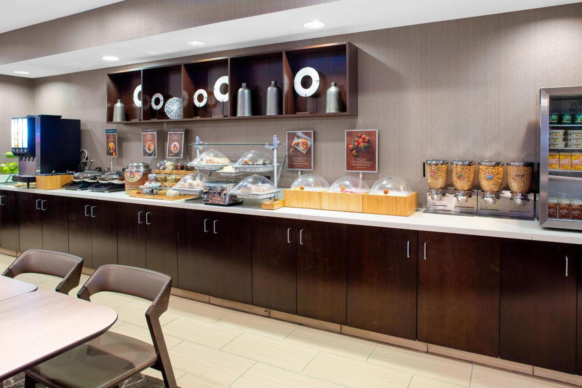 Springhill Suites By Marriott Memphis East Galleria Экстерьер фото