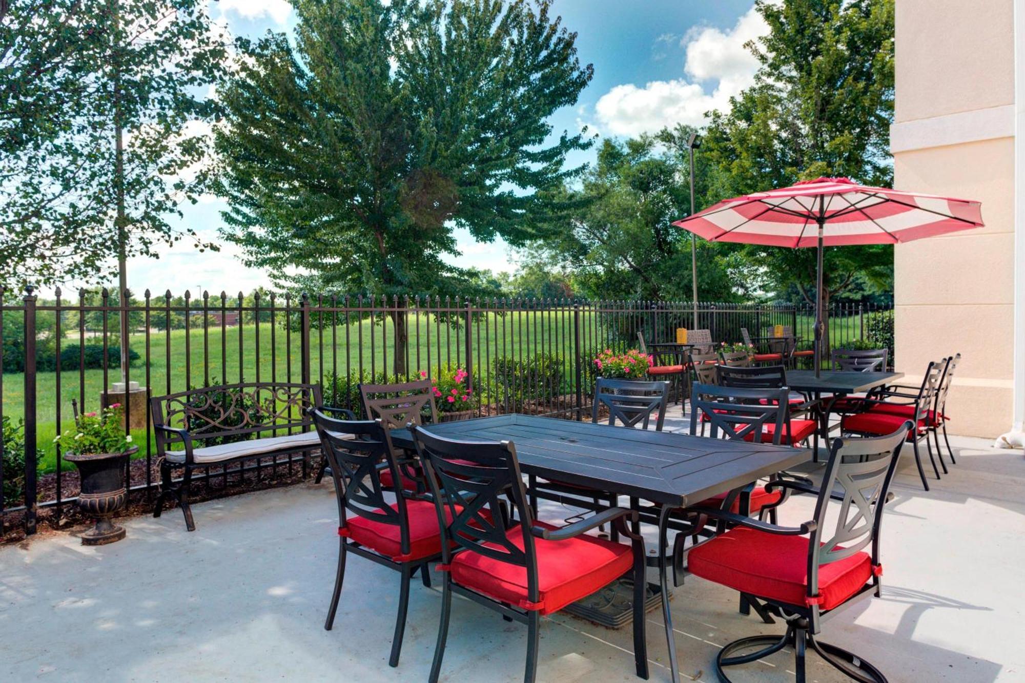 Springhill Suites By Marriott Memphis East Galleria Экстерьер фото