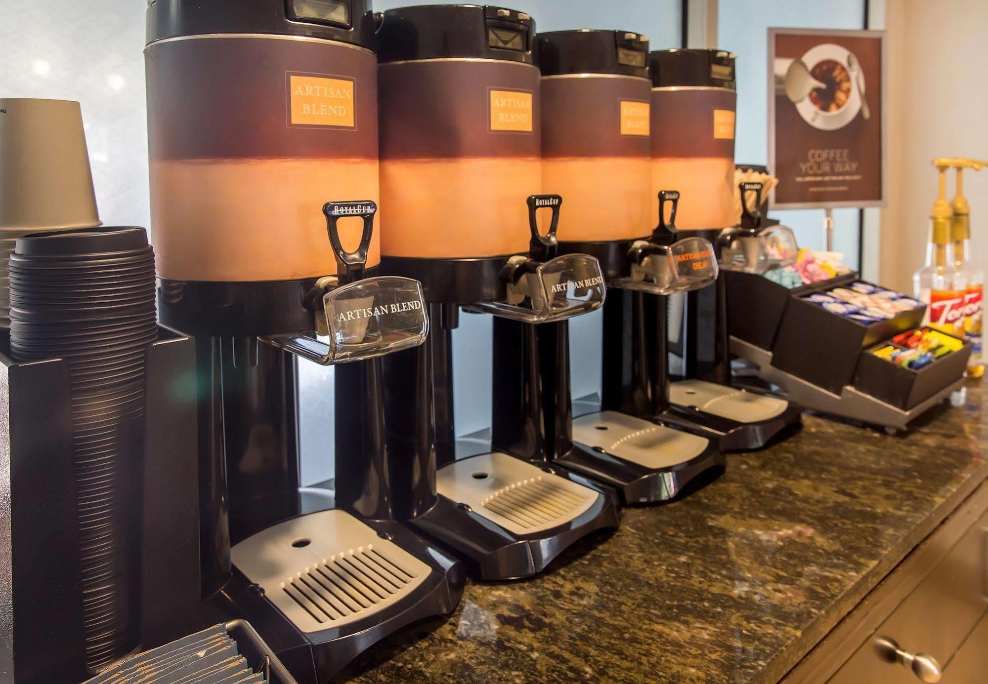 Springhill Suites By Marriott Memphis East Galleria Экстерьер фото